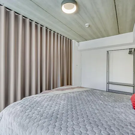 アパート Urban Heaven Luxury Lofts *