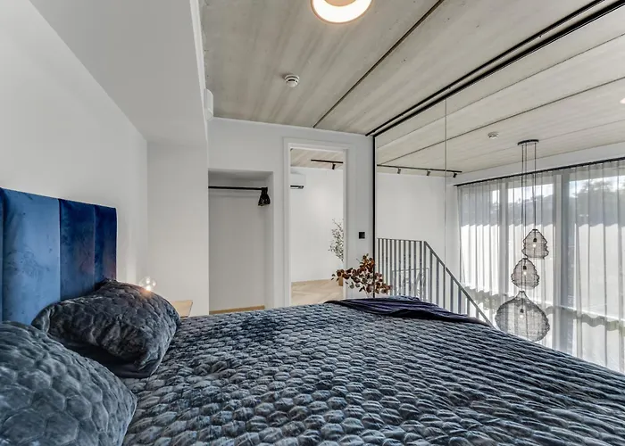 公寓 Urban Heaven Luxury Lofts *