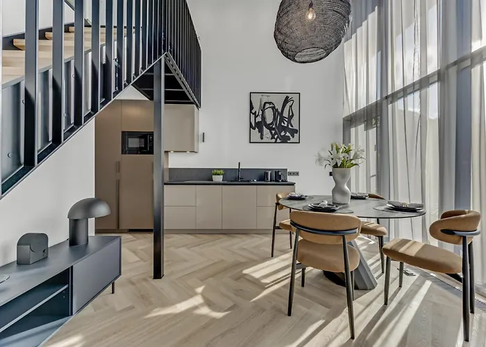 아파트 Urban Heaven Luxury Lofts *