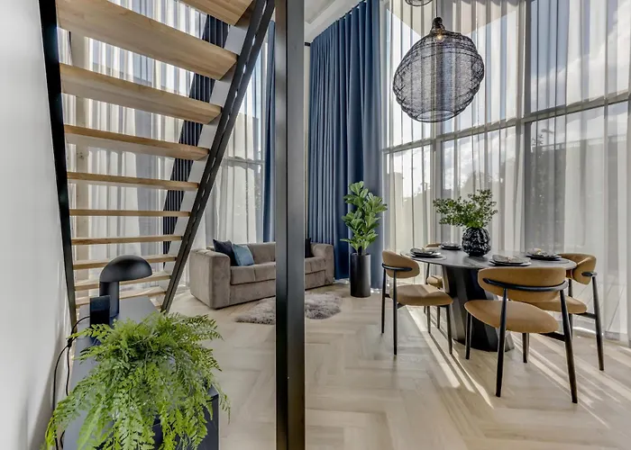 Urban Heaven Luxury Lofts 塔林